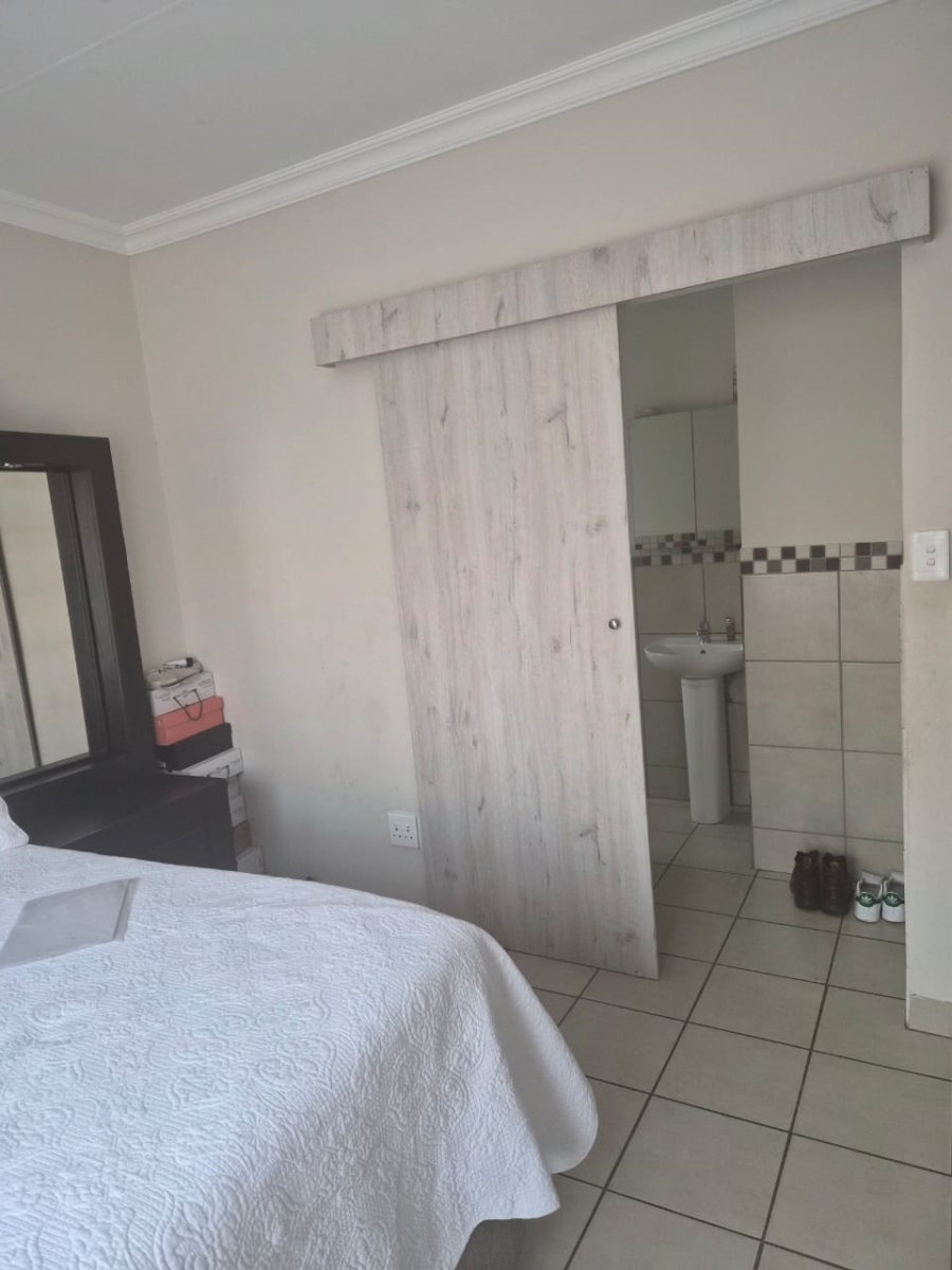 3 Bedroom Property for Sale in Waterval East North West